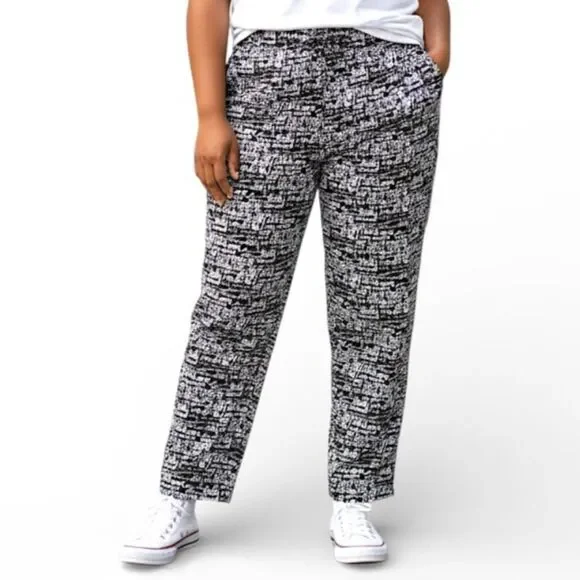 WILDFANG "Essential" Drawstring Black And White Graphic Pants, NWT! Size XL - Picture 1 of 8
